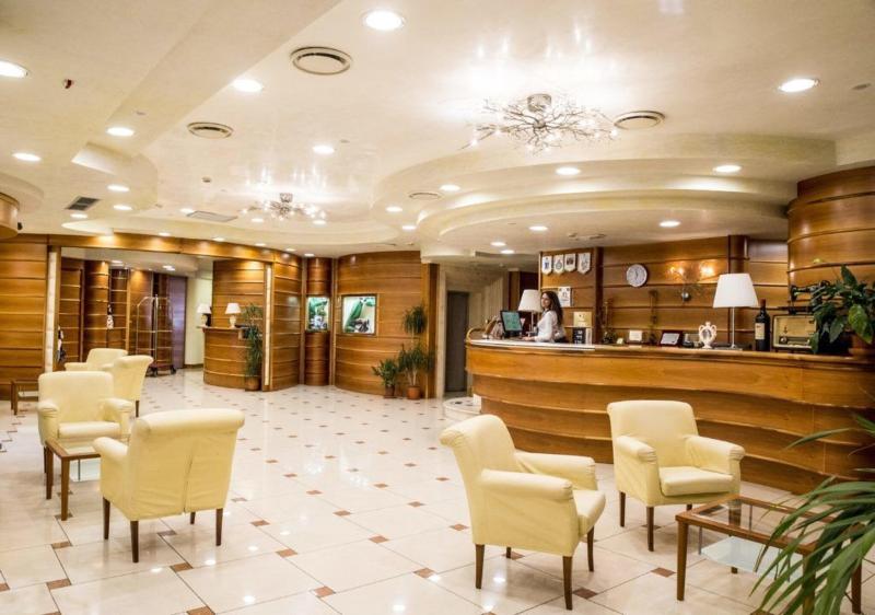 Grand Hotel Victoria - Lobi