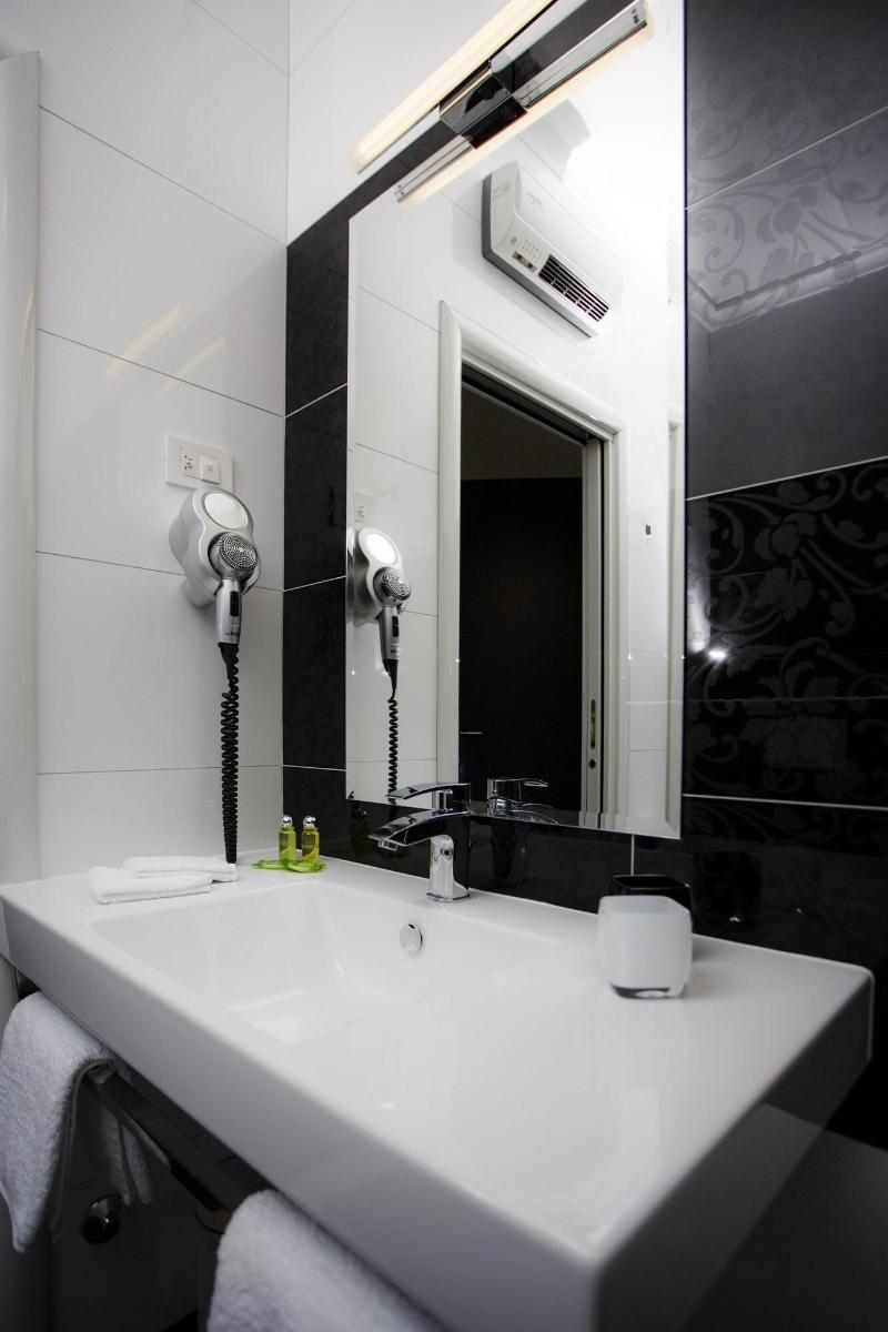 Sleep Split - Oda