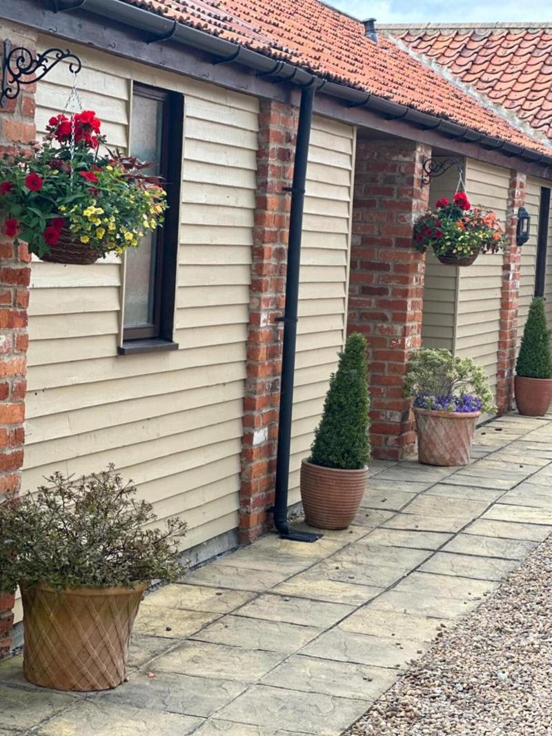 Brickfields Farm - Genel