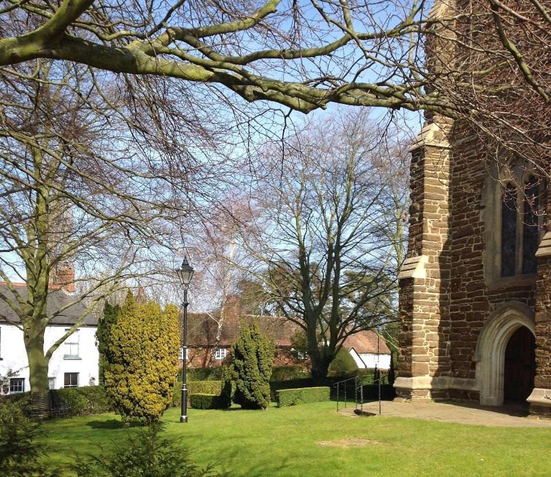 Harlington Manor - Genel
