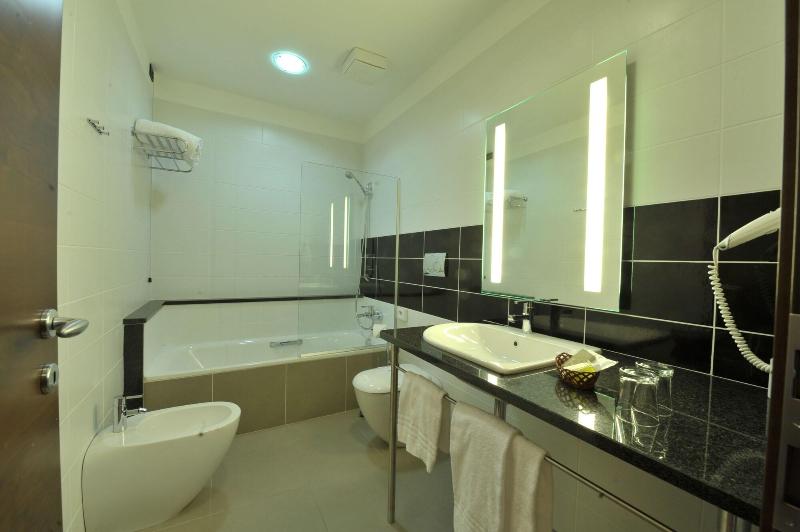 Parco Sassi Hotel - Oda