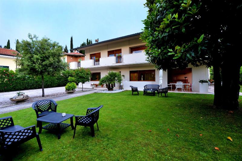 Villa Bianca - Genel
