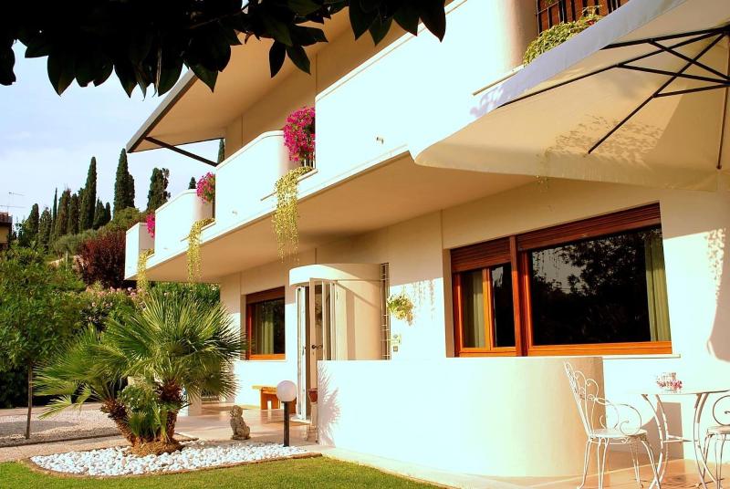 Villa Bianca - Genel