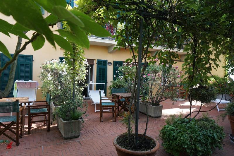 Hotel Beau Rivage - Genel