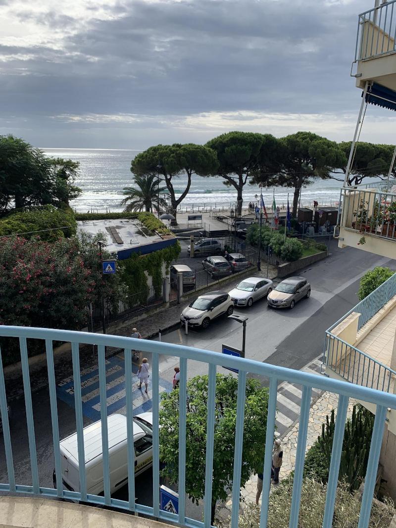 Hotel Beau Rivage - Oda