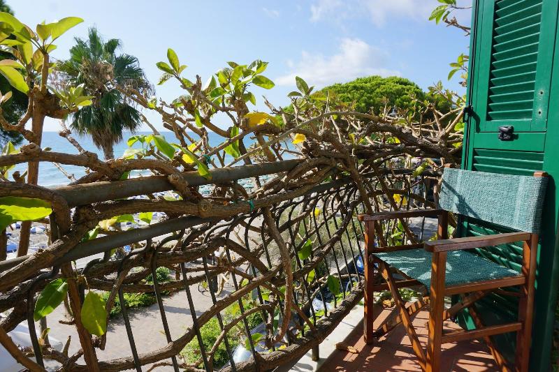 Hotel Beau Rivage - Oda