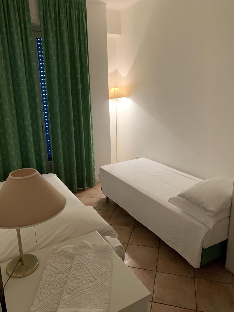 Hotel Beau Rivage - Oda