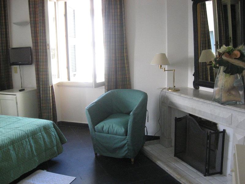 Hotel Beau Rivage - Oda