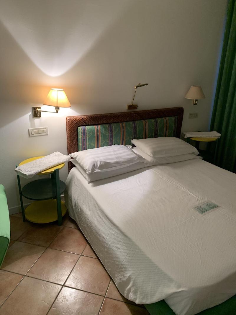 Hotel Beau Rivage - Oda