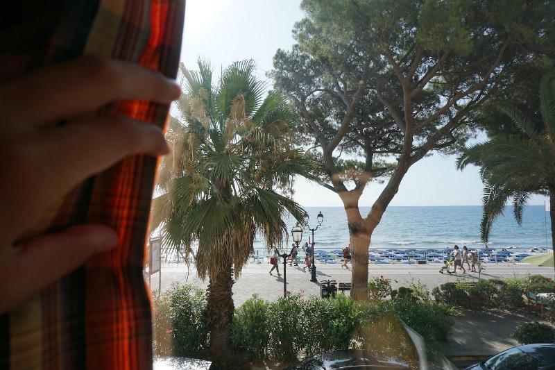 Hotel Beau Rivage - Oda