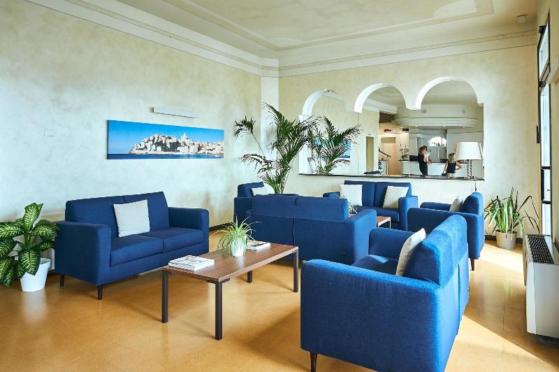 Hotel Croce Di Malta - Lobi