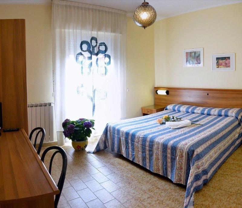 Hotel Del Golfo - Oda