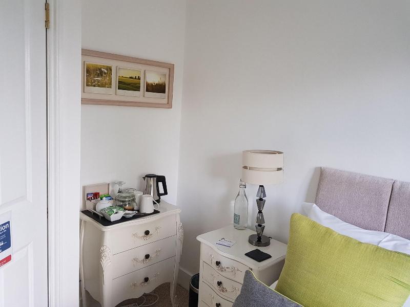 Wisteria Haze - Oda