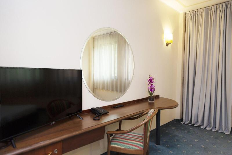 iH Hotels Milano Blu Visconti - Oda