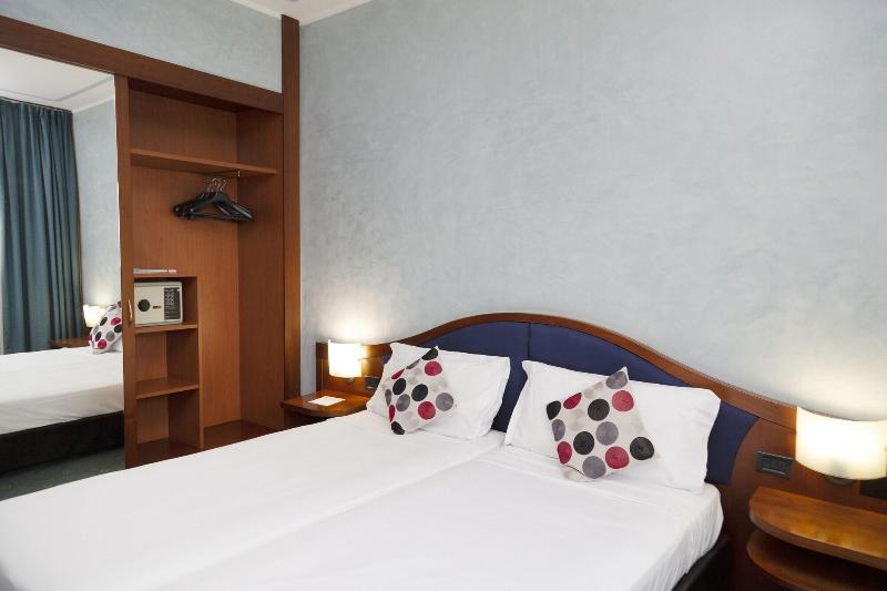 iH Hotels Milano Blu Visconti - Oda