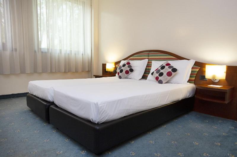 iH Hotels Milano Blu Visconti - Oda