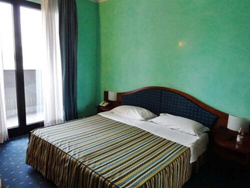 iH Hotels Milano Blu Visconti - Oda