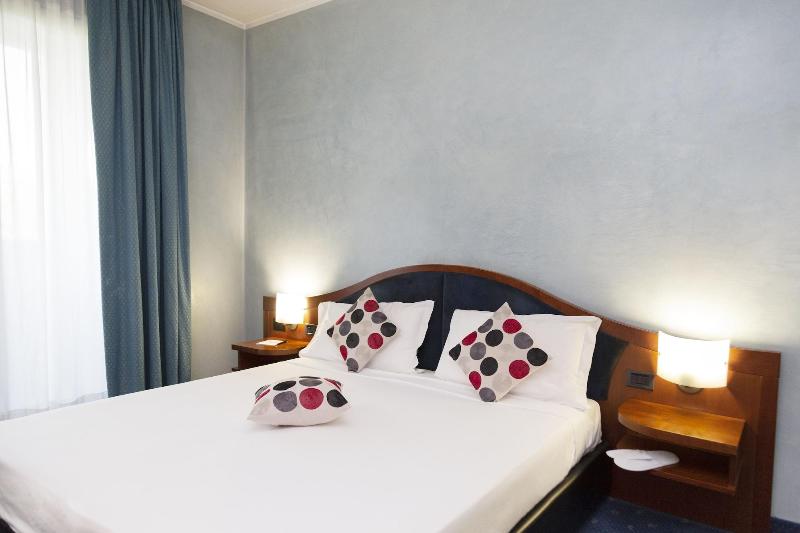 iH Hotels Milano Blu Visconti - Oda