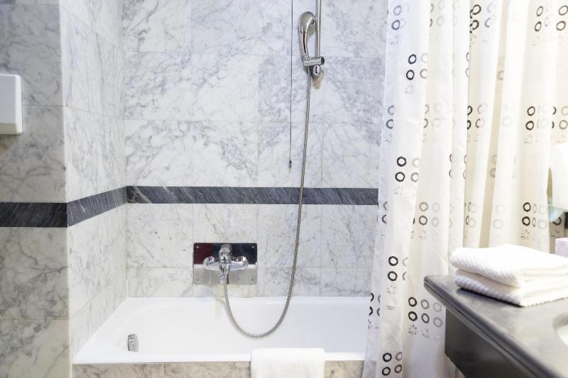 iH Hotels Milano Blu Visconti - Oda