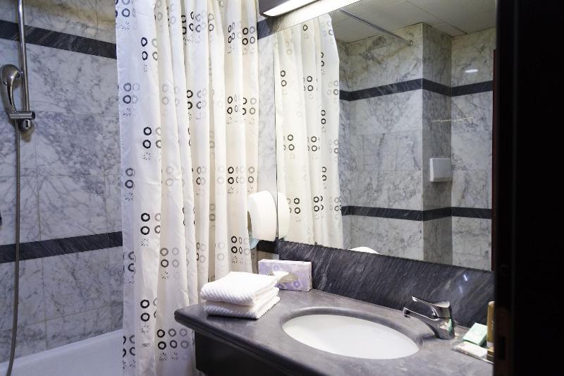 iH Hotels Milano Blu Visconti - Oda