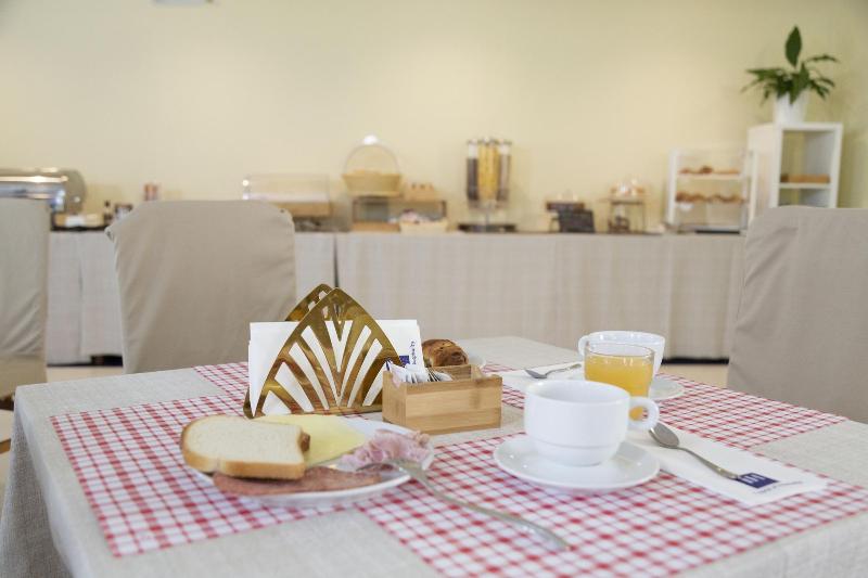 iH Hotels Milano Blu Visconti - Restoran