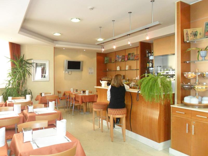 Hotel Riviera - Restoran