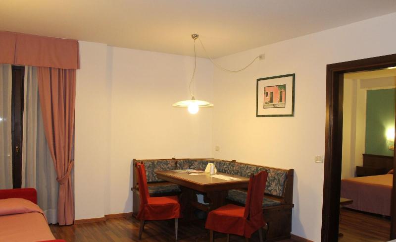 Hotel Baita Clementi - Oda
