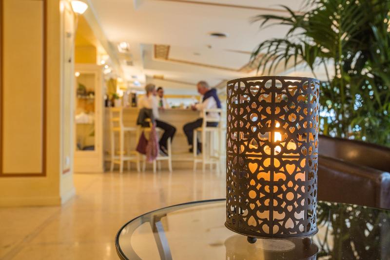 Hotel Spiaggia d'Oro - Charme & Boutique - Lobi
