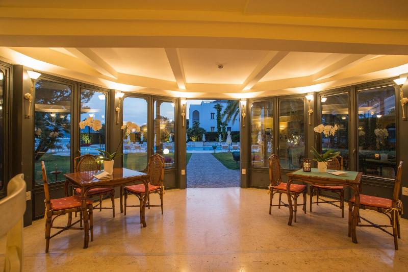 Hotel Spiaggia d'Oro - Charme & Boutique - Lobi