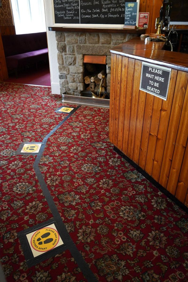 The Fox & Hounds Hotel - Lobi