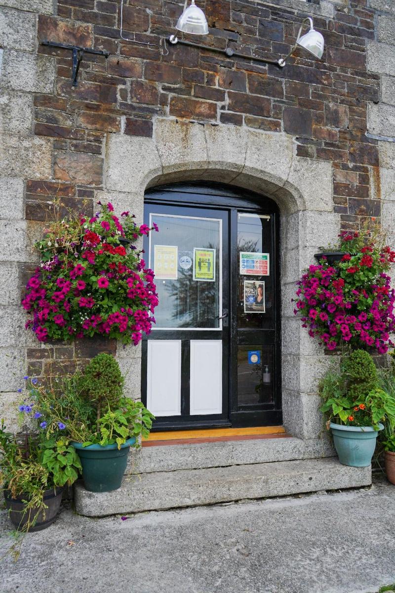 The Fox & Hounds Hotel - Genel