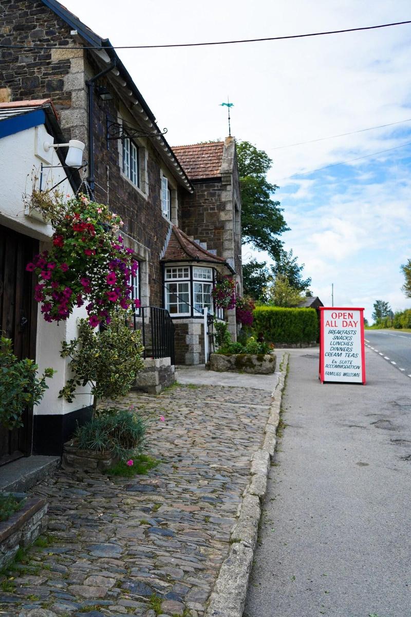 The Fox & Hounds Hotel - Genel