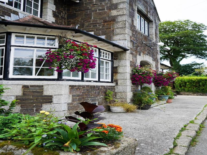 The Fox & Hounds Hotel - Genel