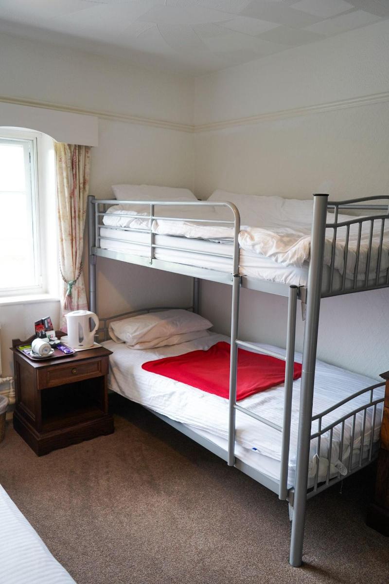 The Fox & Hounds Hotel - Genel