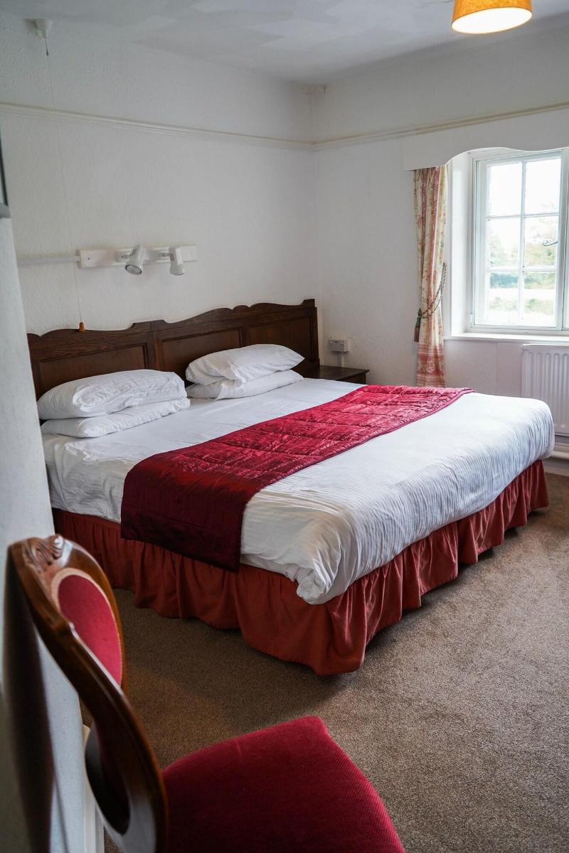 The Fox & Hounds Hotel - Oda
