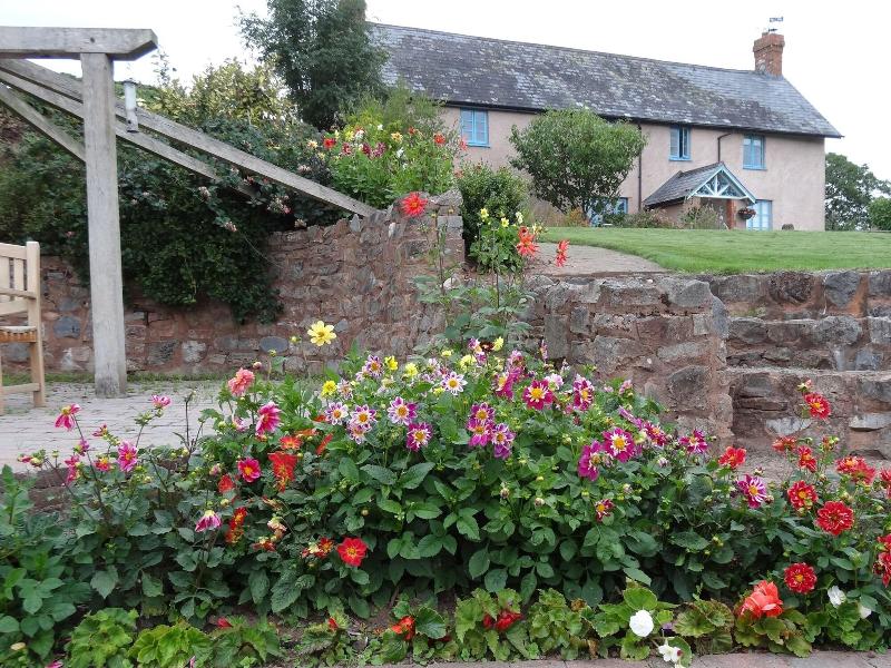 The Old Dairy At Bishops Barton - Genel