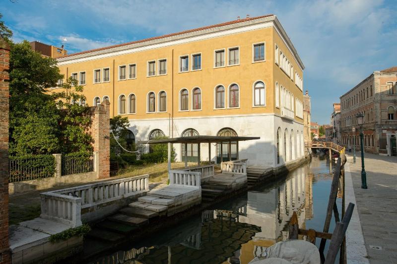 Palazzo Veneziano - Genel