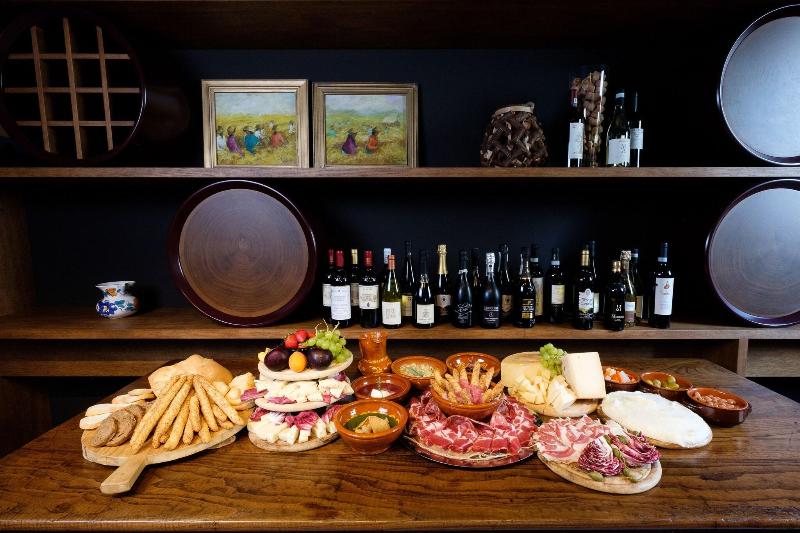 Wine Hotel San Giacomo Activity & Wellness - Lobi