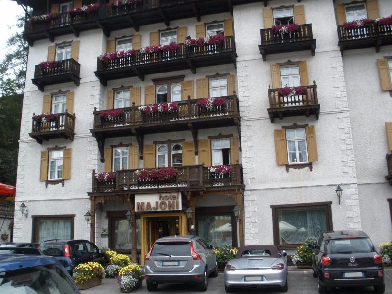 Hotel Majoni - Lobi