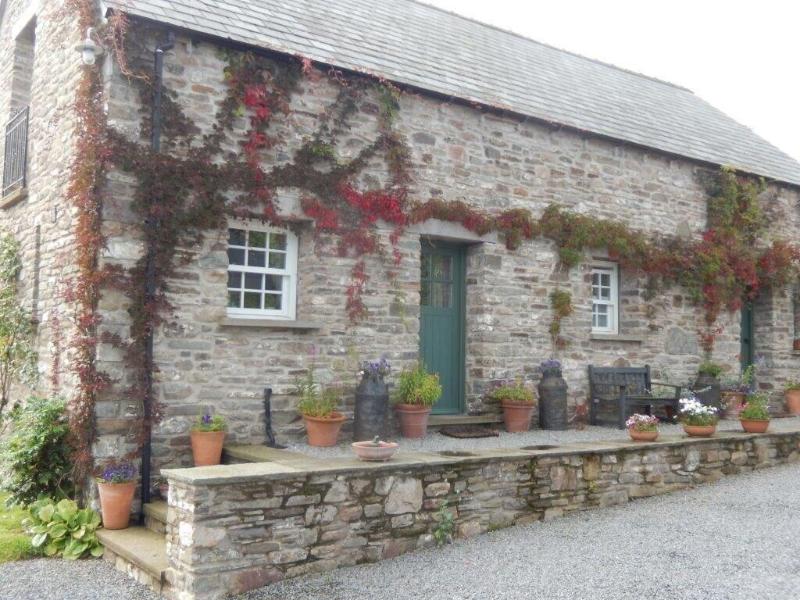 Alltybrain Farm Cottages and B&B - Genel