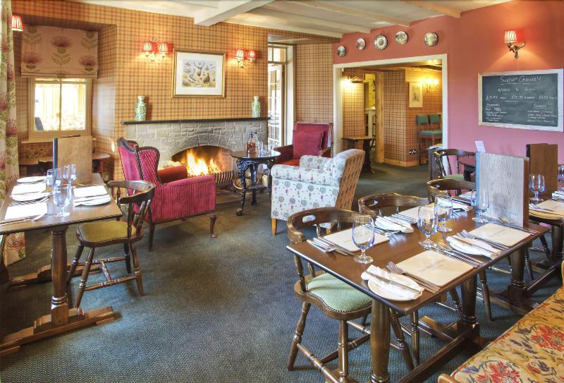 The Wheatsheaf At Swinton - Bar