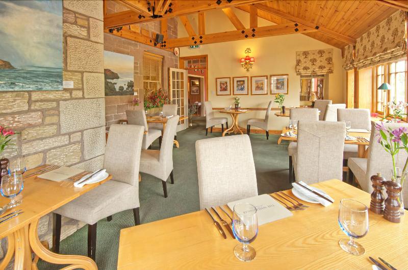 The Wheatsheaf At Swinton - Restoran