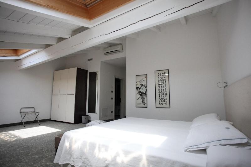 Hotel Accademia Trento - Oda