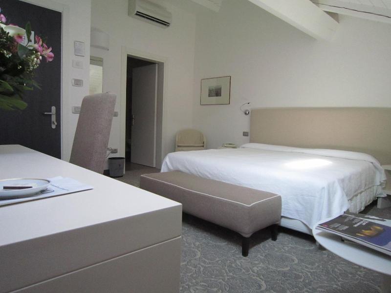 Hotel Accademia Trento - Oda