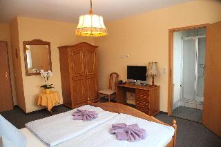 Das Wolfshotel Am Arendsee fotoÄŸrafÄ±
