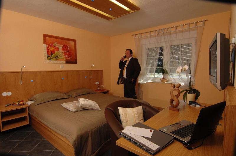 Das Wolfshotel Am Arendsee - Oda