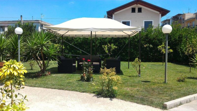 Villa Rosa - Genel