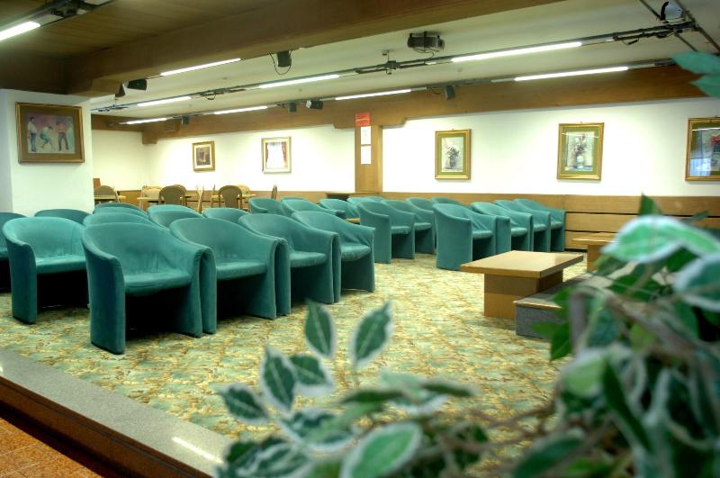Sport Hotel Pampeago - Toplantı
