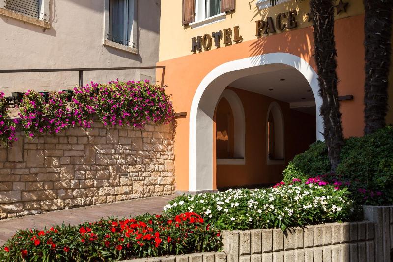 Pace 1954 Hotel - Genel