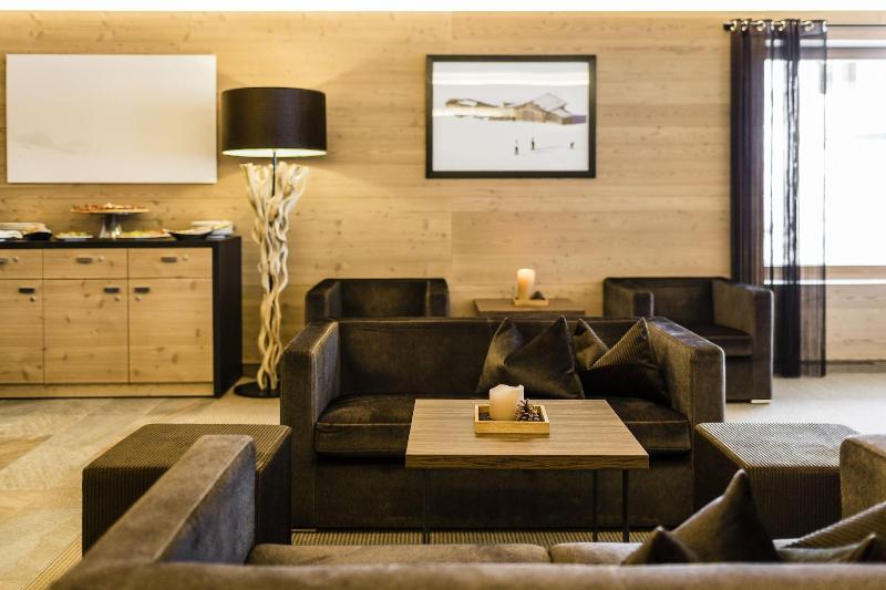 Art Hotel Anterleghes - Lobi